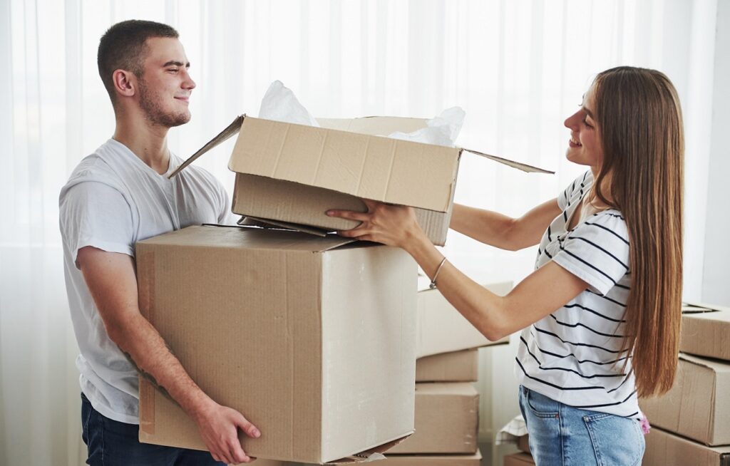Full Service Movers in Toronto, Ontario;